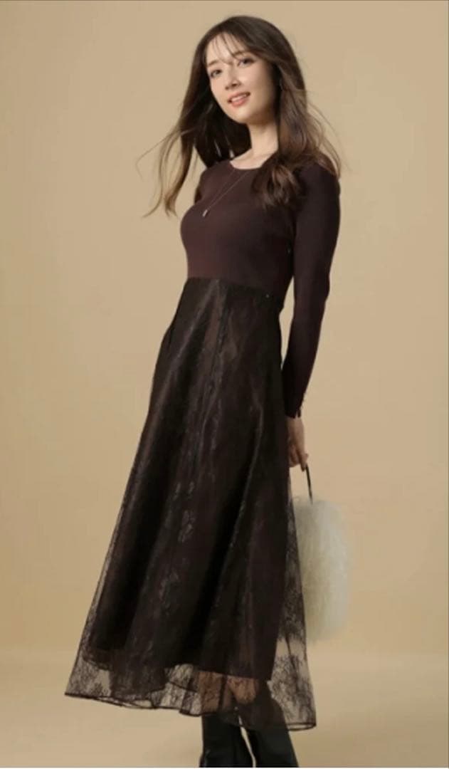 Apuweiser-rich 華奢レースドッキングニットワンピース　新品タグ付き