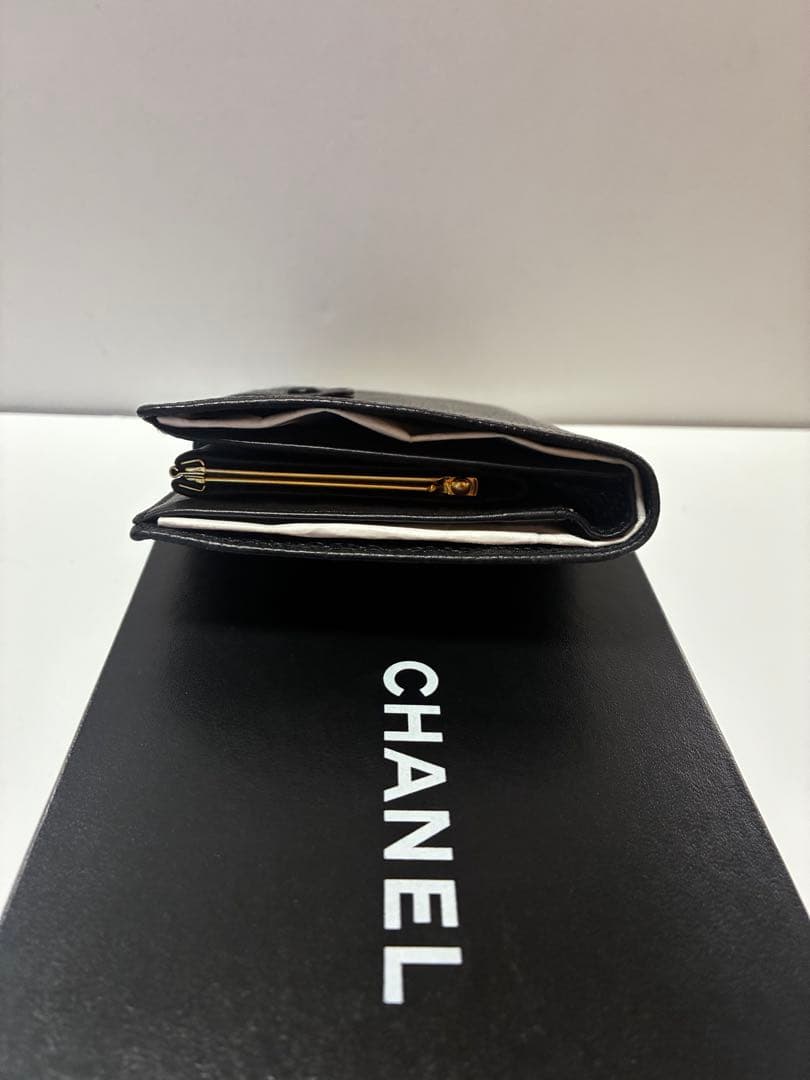 シャネル ココマーク CHANEL キャビアスキン 長財布 訳あり