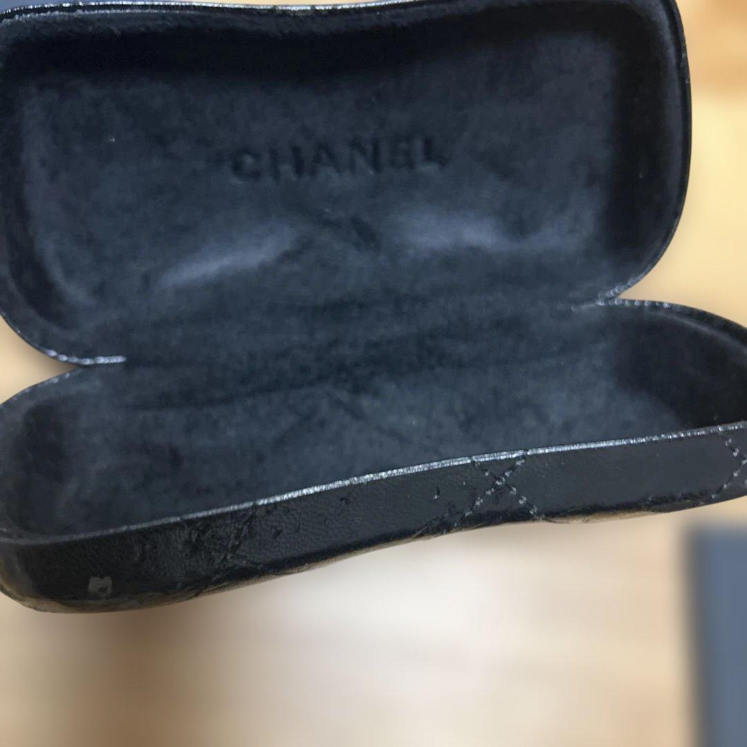 CHANEL ブラウン サングラス ケース付き　リボン