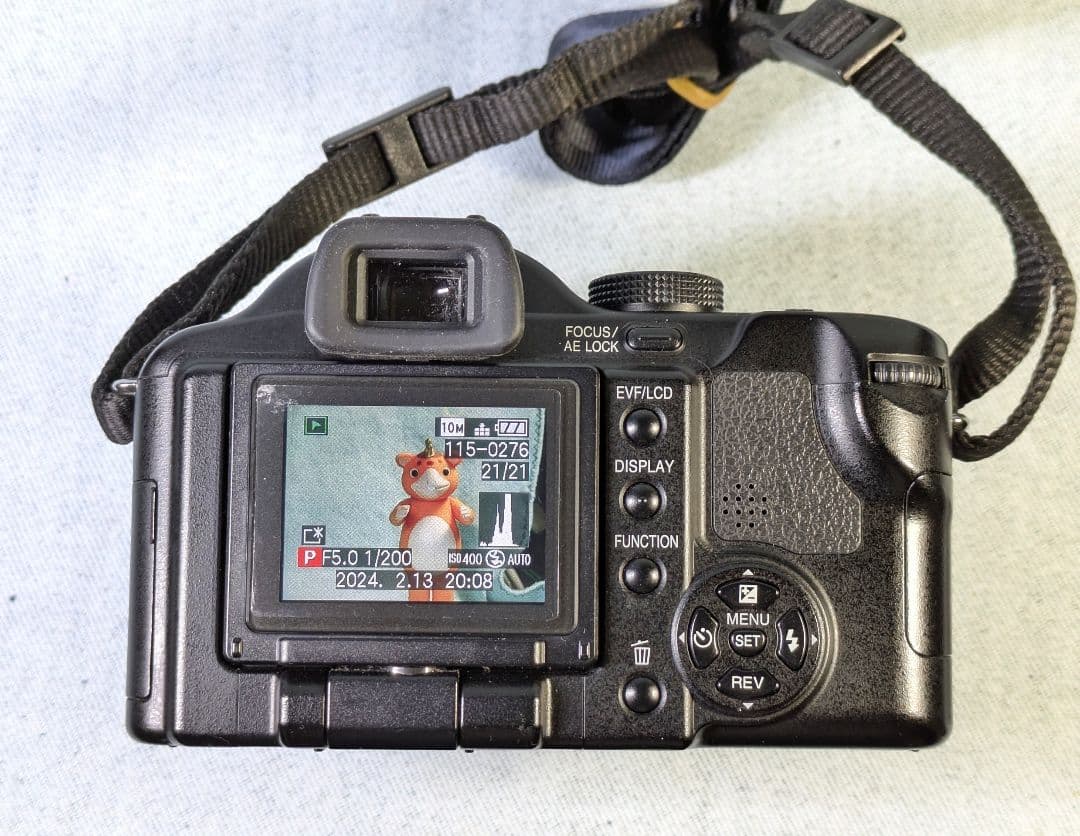 【古いけどキレイ】⚫PanasonicデジタルカメラLUMIX FZ50