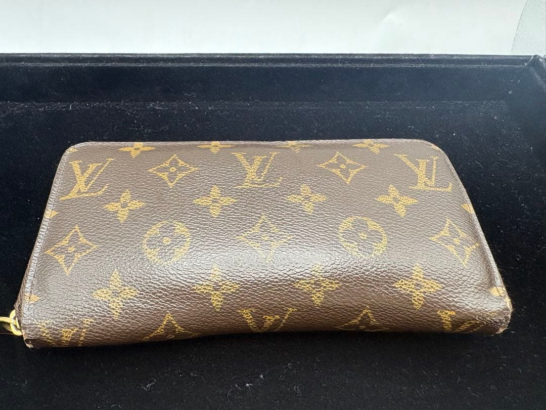 ルイヴィトン モノグラム　長財布ジッピーウォレット　ラウンドファスナー