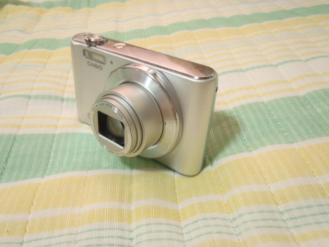 ⭕️動作品♥️美品★1610万画素★カシオEX-ZS180軽量162g光学１２倍