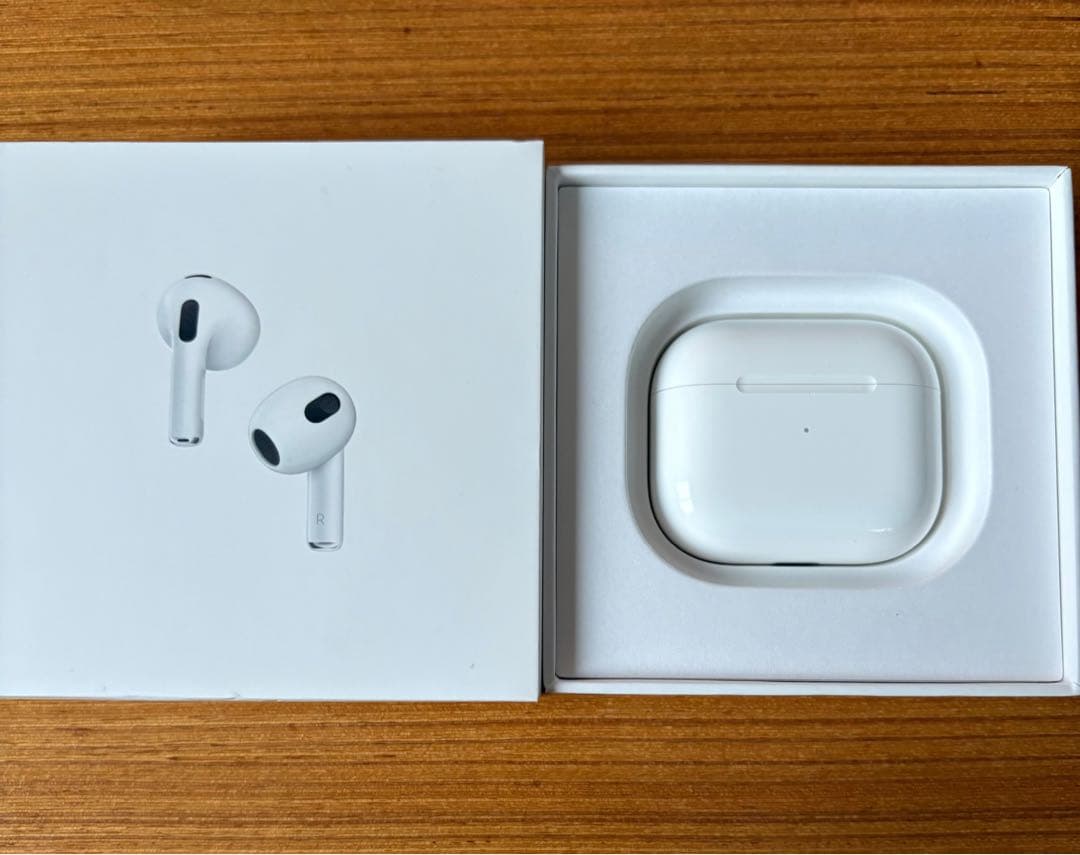 純正Apple☆AirPods第三世代 充電ケース付き