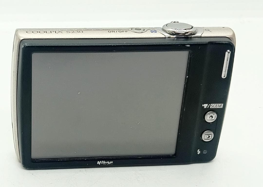 Nikon COOLPIX S230 デジタルカメラ Silver 充電器付き