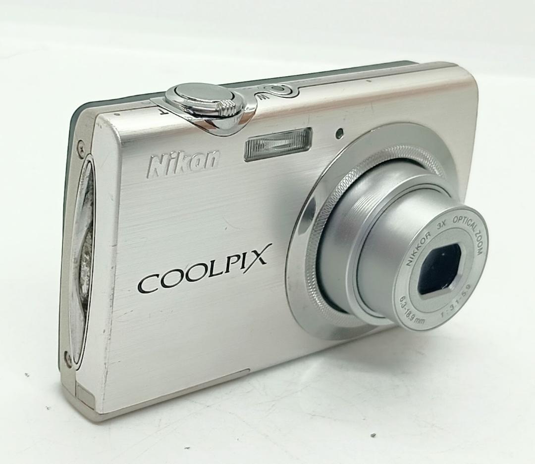 Nikon COOLPIX S230 デジタルカメラ Silver 充電器付き
