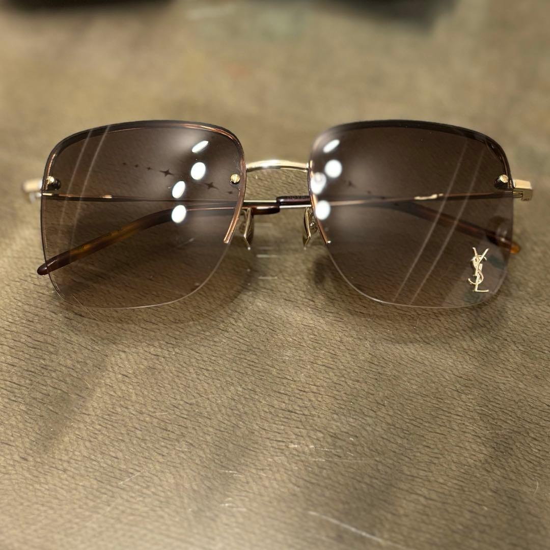 極美品！Saint Laurent サンローラン　サングラス SL312 M