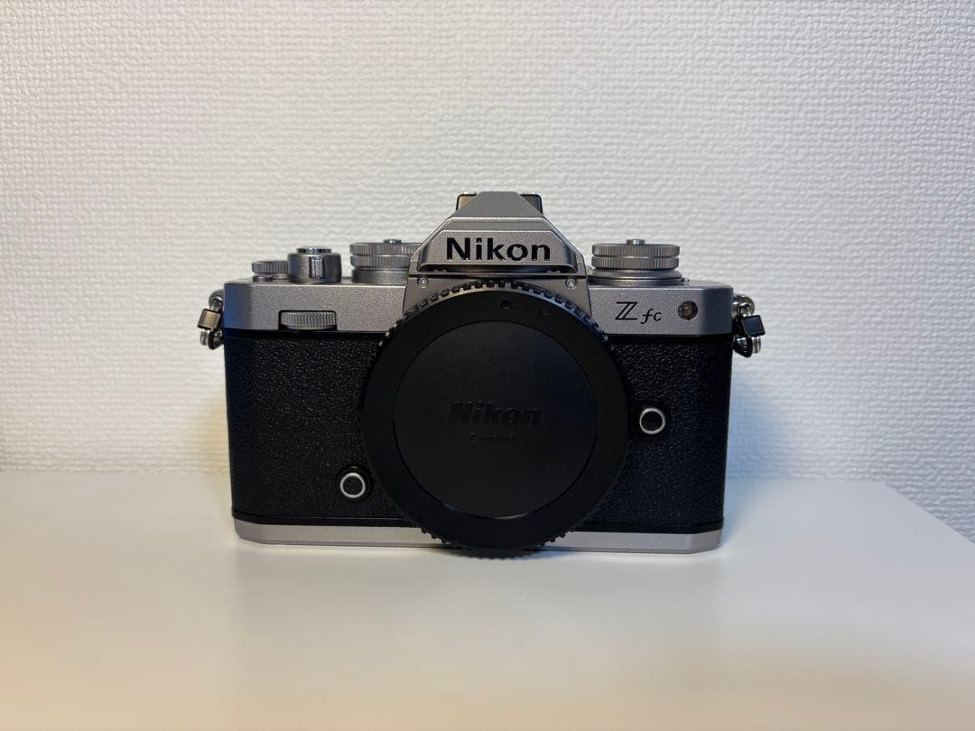 【値下げ】【美品】Nikon Z fc ミラーレスカメラ シルバー レンズキット