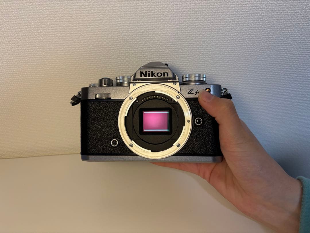 【値下げ】【美品】Nikon Z fc ミラーレスカメラ シルバー レンズキット