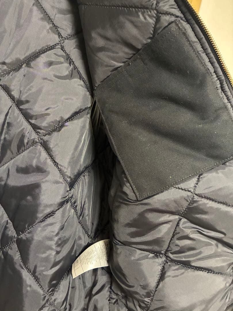 Carhartt カーハート ダックベストLサイズ