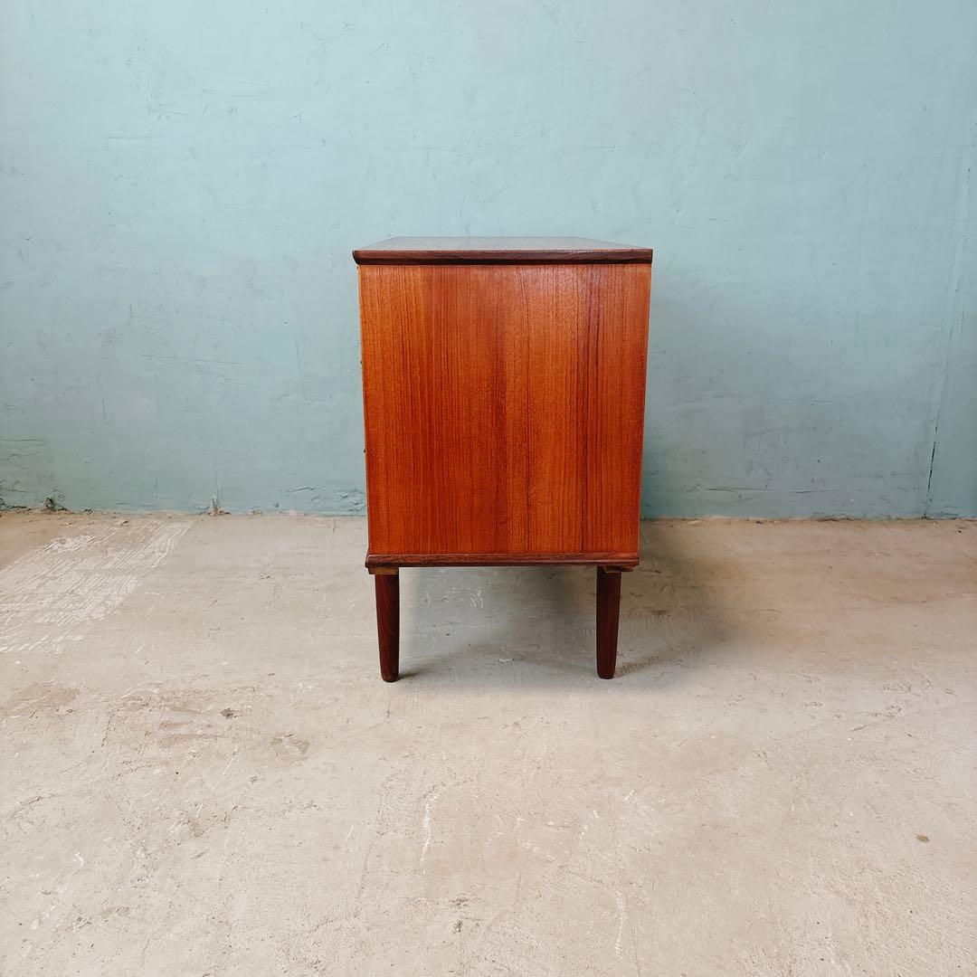 【招き猫】デンマーク　チーク材　三段チェスト　北欧家具　北欧ビンテージ