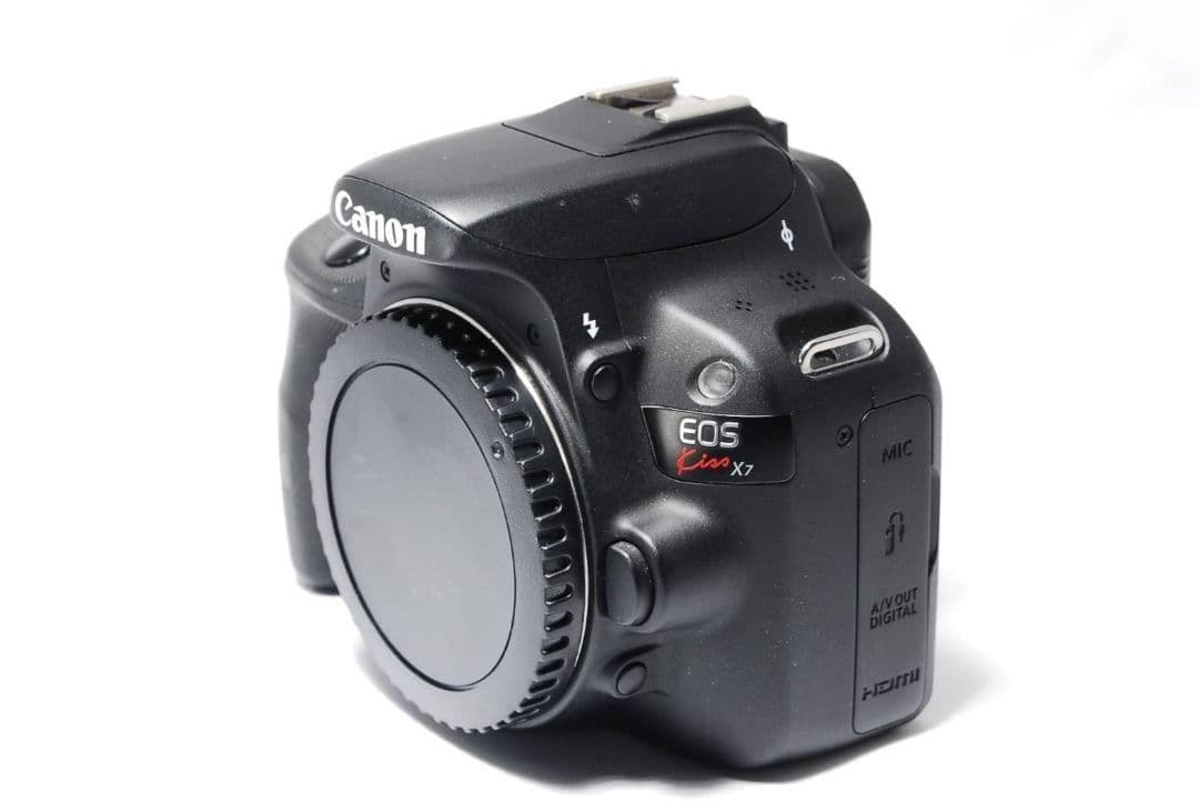 ⭐️Wレンズセット⭐️Canon Kiss X7一眼レフカメラ シャッター数少