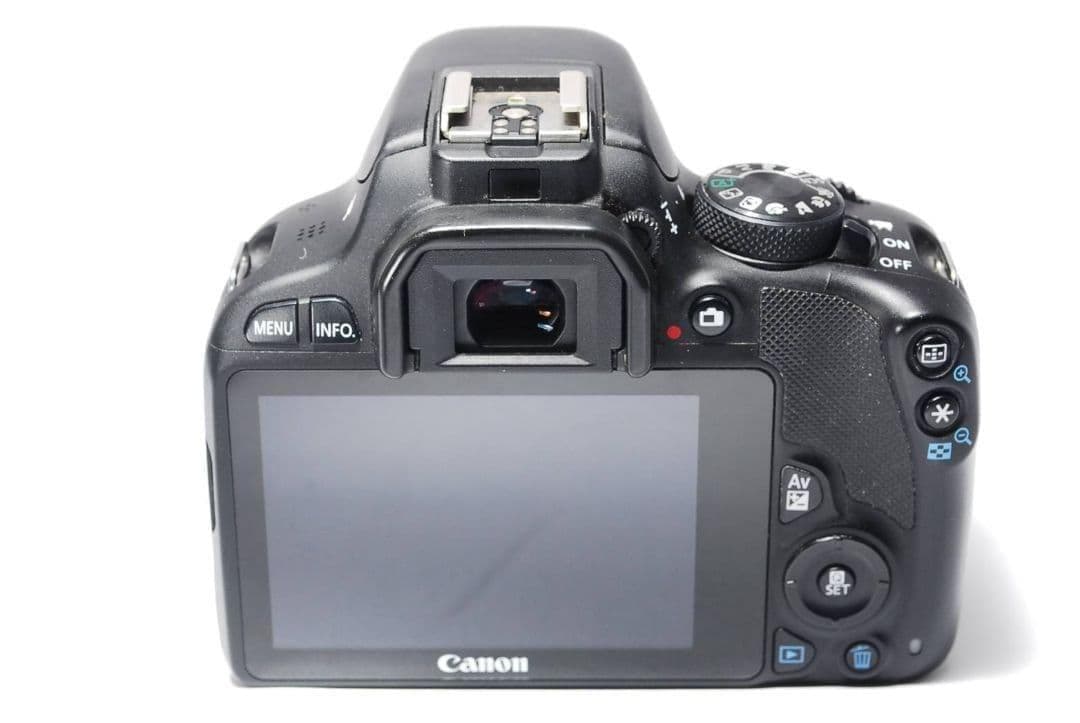 ⭐️Wレンズセット⭐️Canon Kiss X7一眼レフカメラ シャッター数少