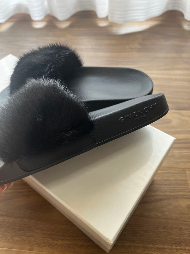 ジバンシィブラックミンクミュール36美品