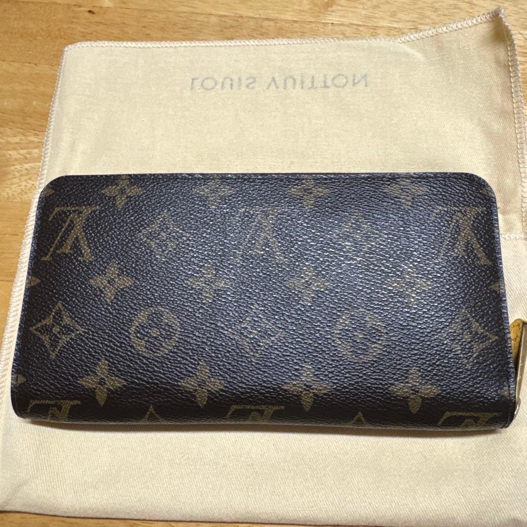 ✨美品✨ルイヴィトン モノグラムジッピーウォレット長財布