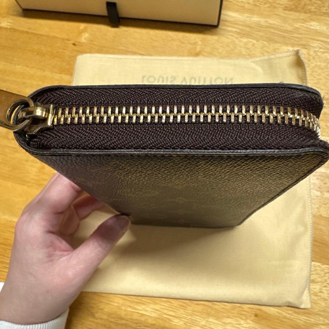 ✨美品✨ルイヴィトン モノグラムジッピーウォレット長財布