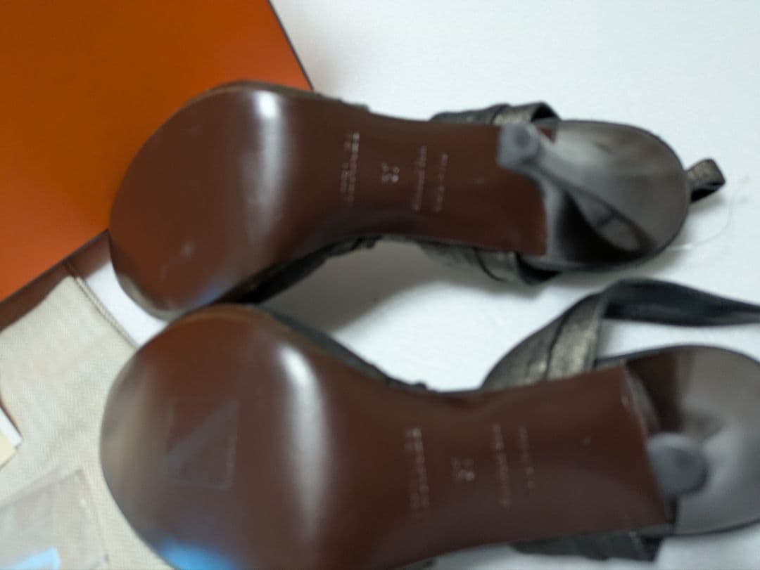 HERMESブロンズサンダル表記37