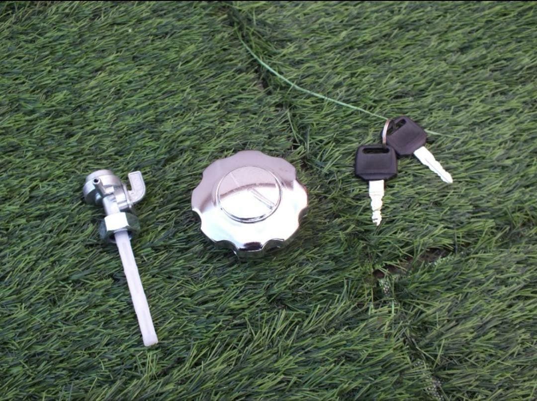 き*た様 バイクメッキ使用汎用タンク sr400 250tr クラブマン st2