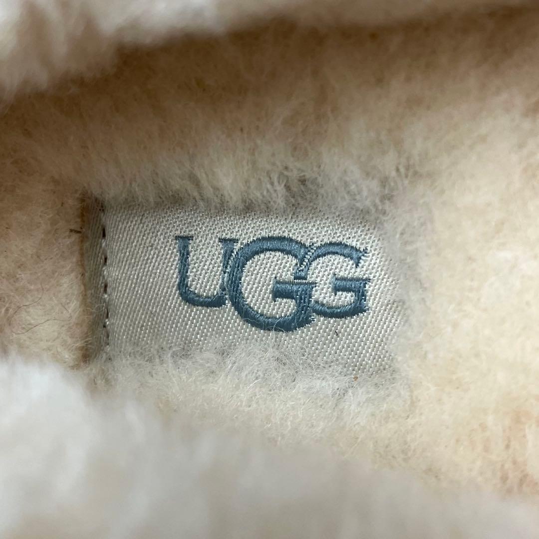 【未使用】UGG ANSLEY アンスレー　モカシン　フラットシューズ　25