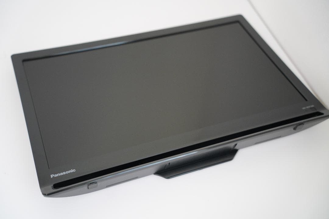 パナソニック　UN-19CF10D　UN-E10Sポータブルテレビ