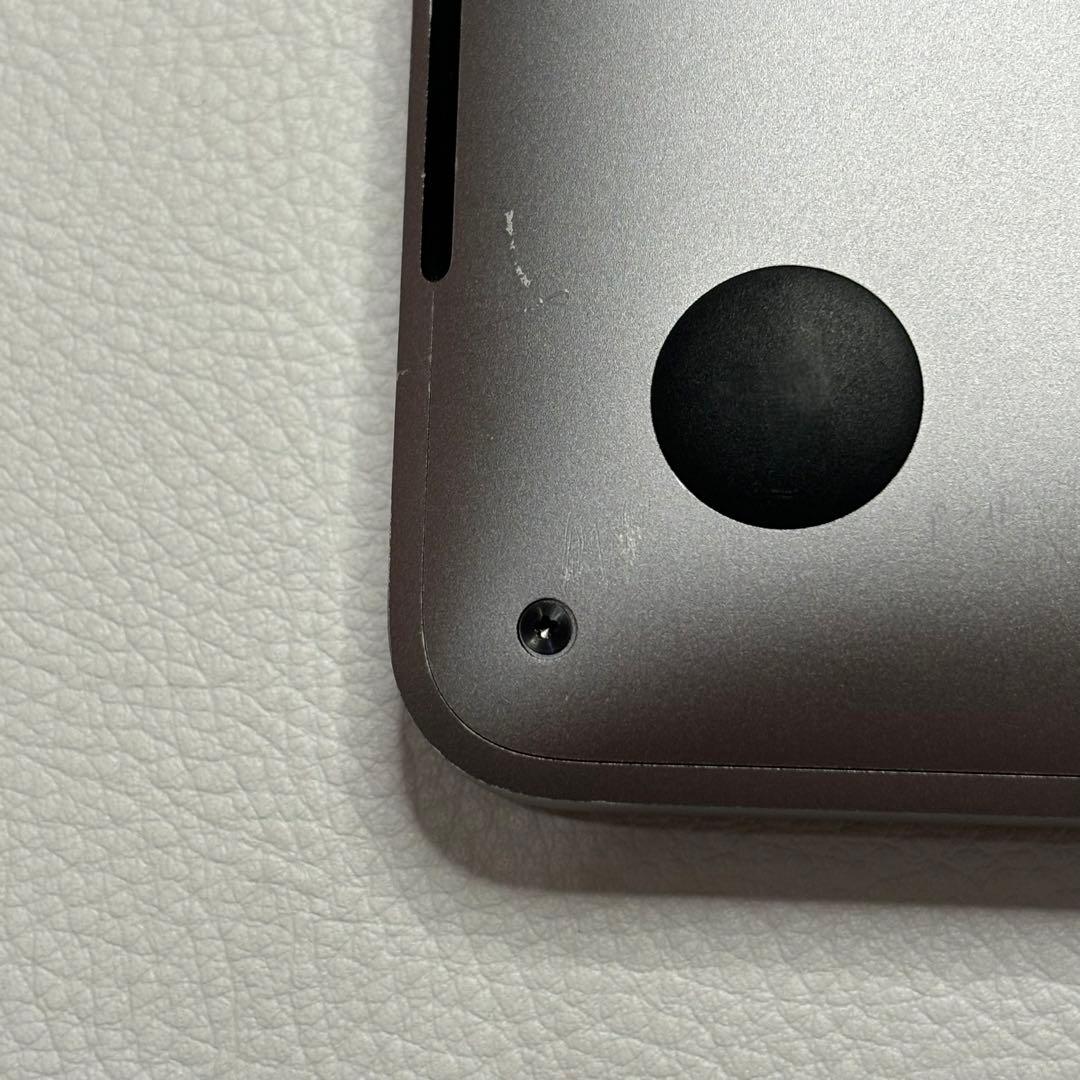 Macbook Pro メモリ16GB SSD512Gb 13インチ　シルバー