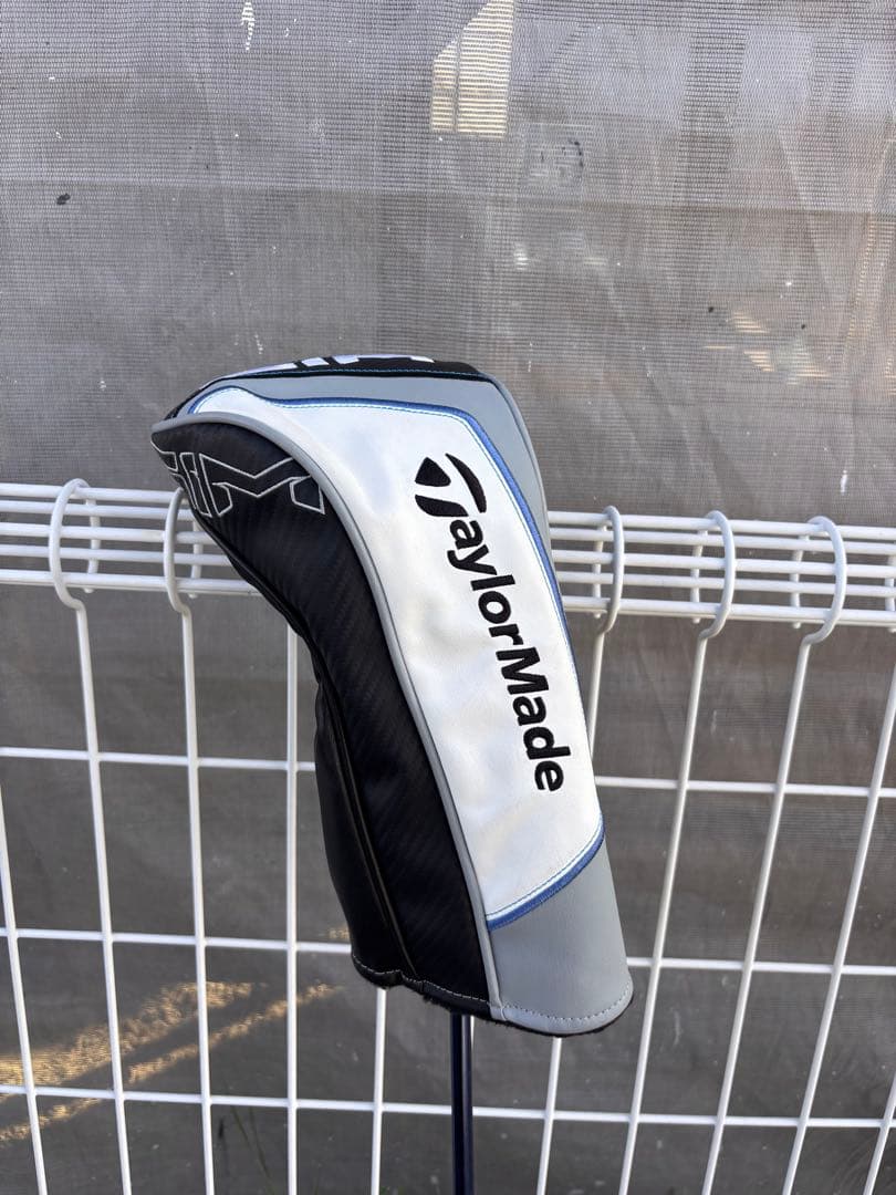 TaylorMade SIM MAX ドライバー