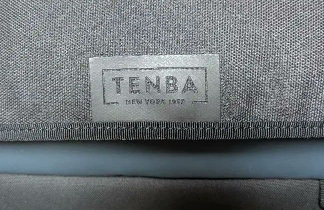 TENBA DNA 16 スリムメッセンジャー638-575