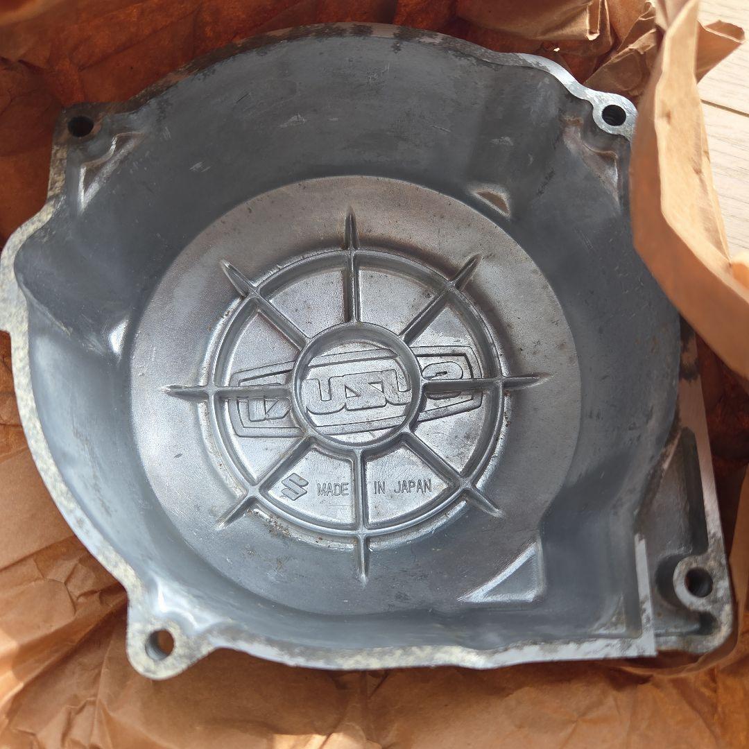 スズキ純正、廃盤、ジェネレータカバー、GT750