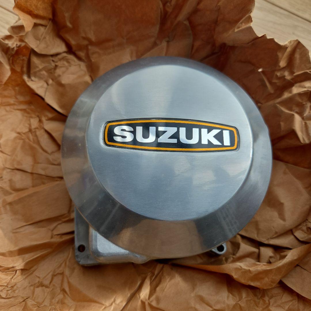 スズキ純正、廃盤、ジェネレータカバー、GT750