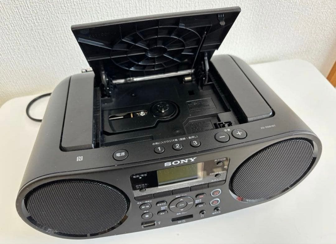 SONY ZS-RS81BT ブルートゥース　CD SD プレーヤー