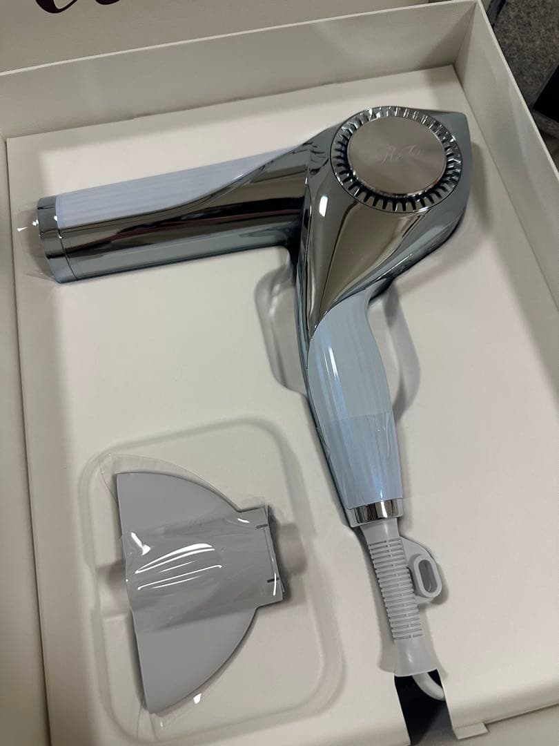 【新品未使用】Refa リファビューテックドライヤー bx ホワイト