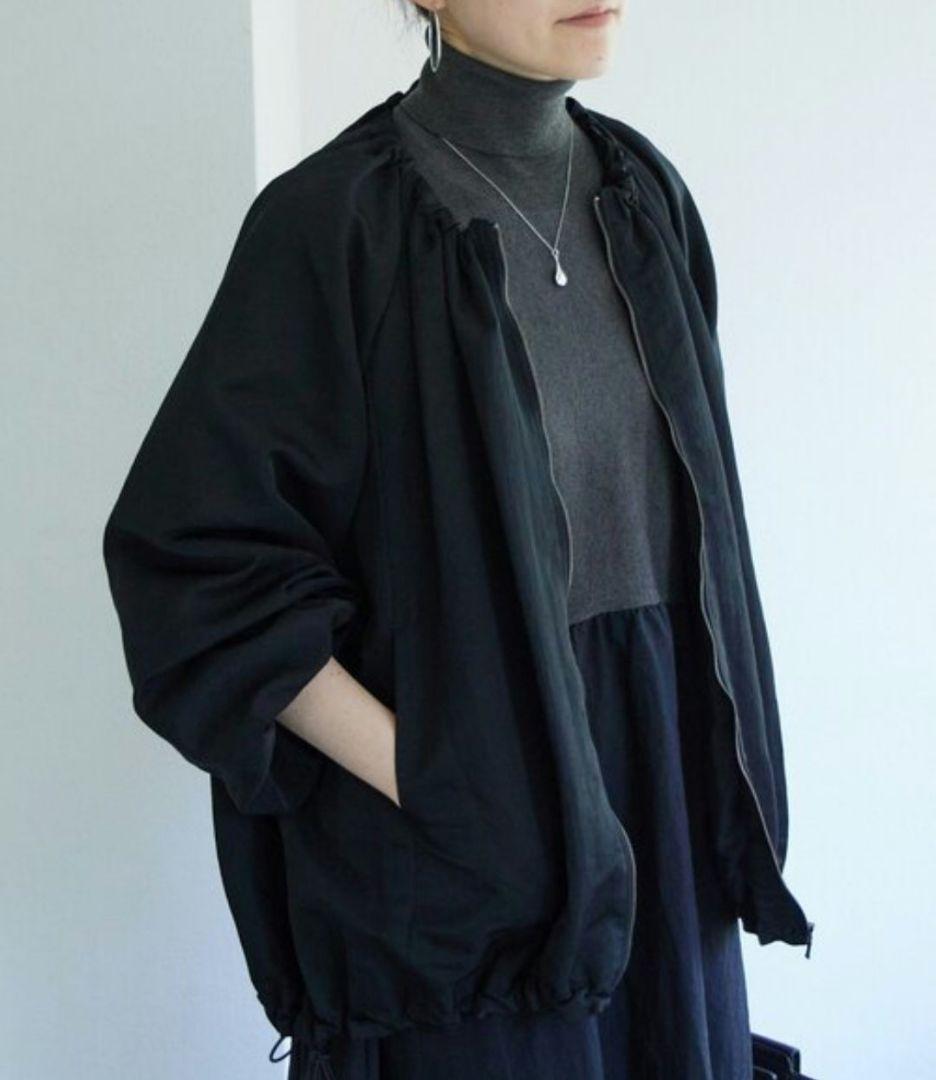 wako様【✨新品✨】BEARDSLEY ビアズリー ◎ギャザーブルゾン　黒