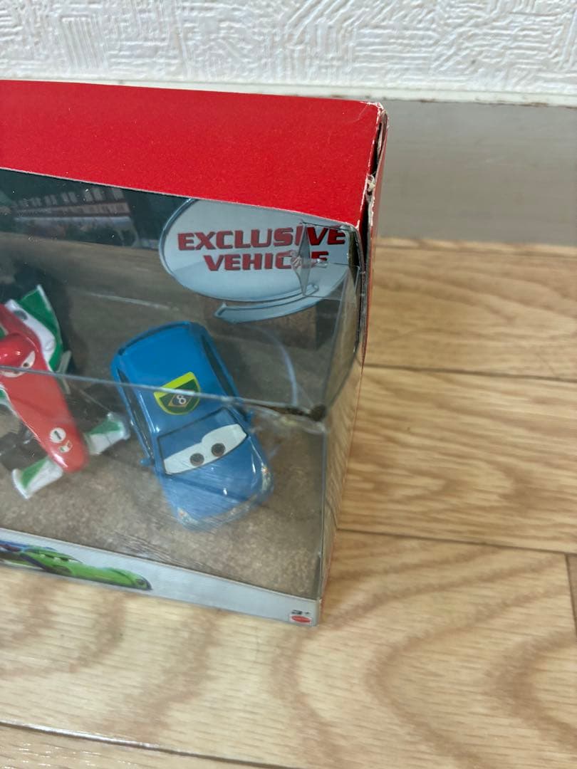 カーズ　RACE DAY FAN 4-CAR GIFT PACK