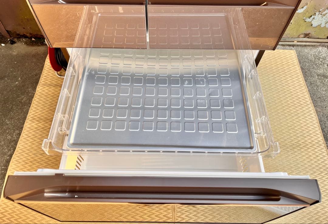 ③2018年製日立ノンフロン冷凍冷蔵庫 R-HW60J