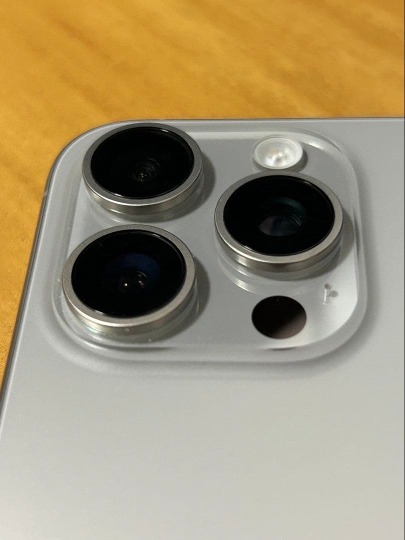 iPhone15Pro Max 極美品　12/7まで価格　値引き不可