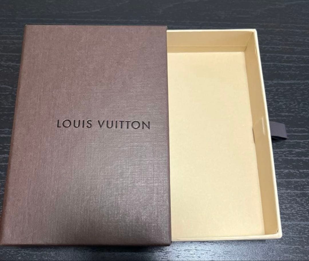 【LOUIS VUITTON】名刺入れレザー
