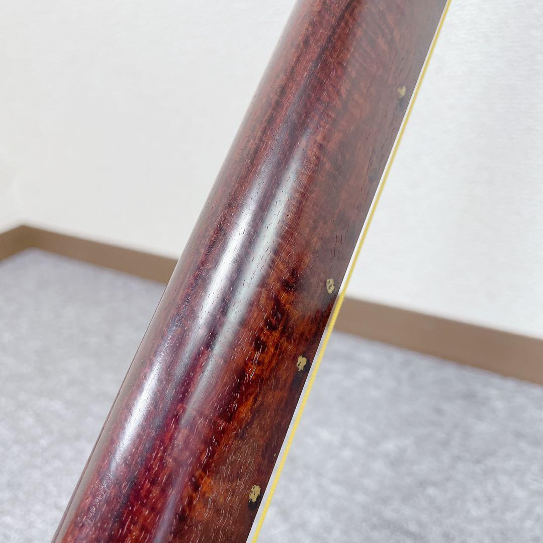 三味線 虎トチ入り紅木 中棹 金細 2枚溝 犬皮 子持ち綾杉胴 和楽器