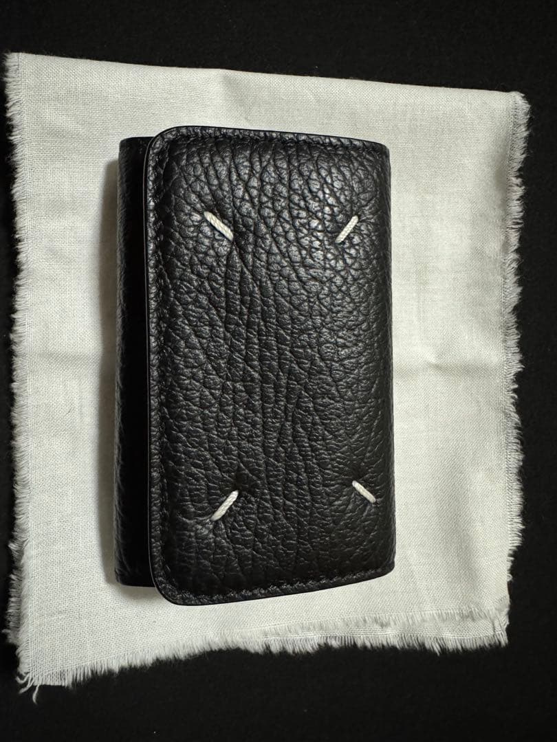 レザーキーケース 黒 収納7本 箱付き