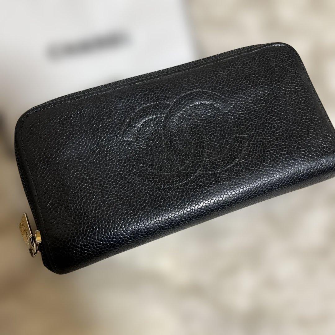 CHANEL キャビアスキン　長財布