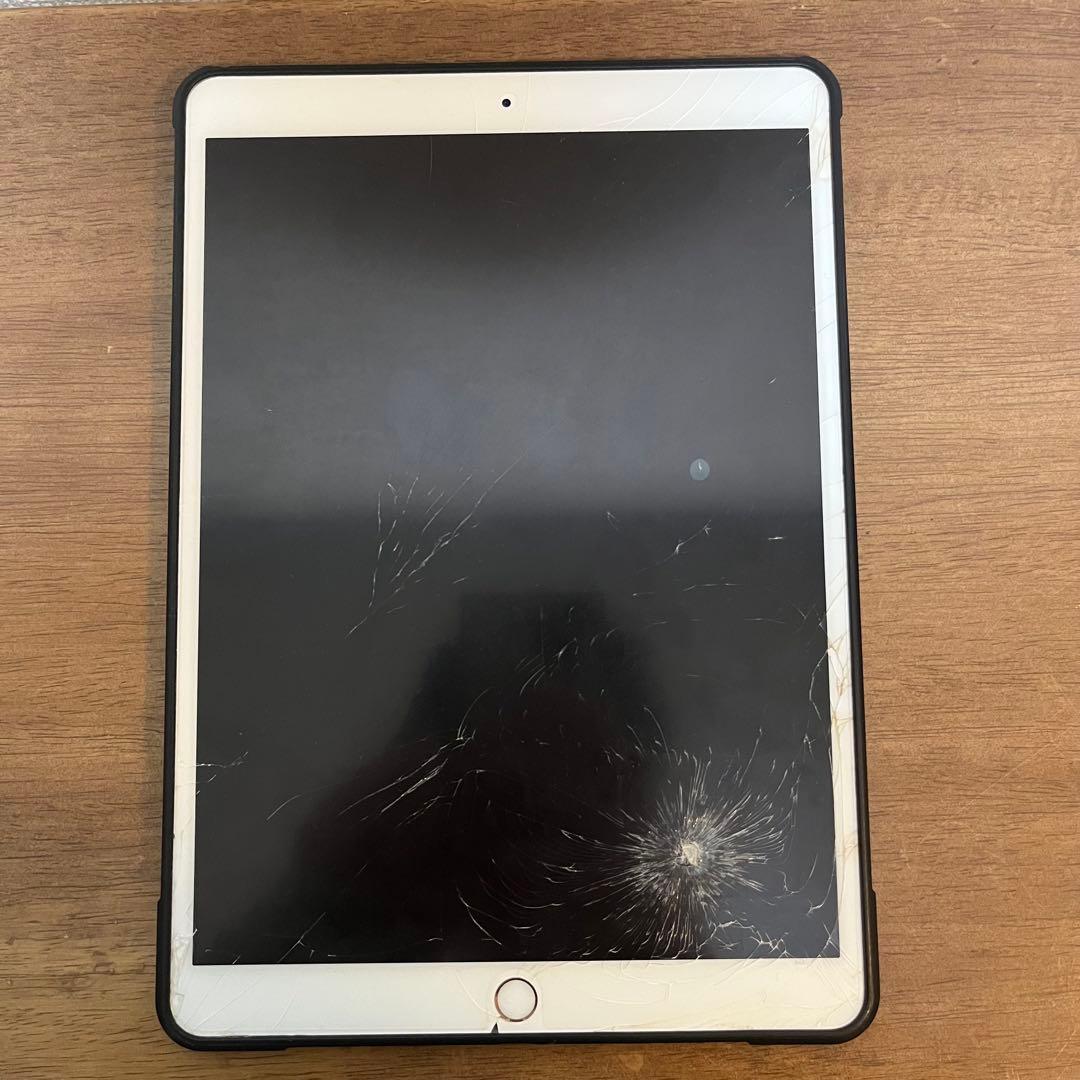 iPad Air3 64GB A2152 画面にひびあり