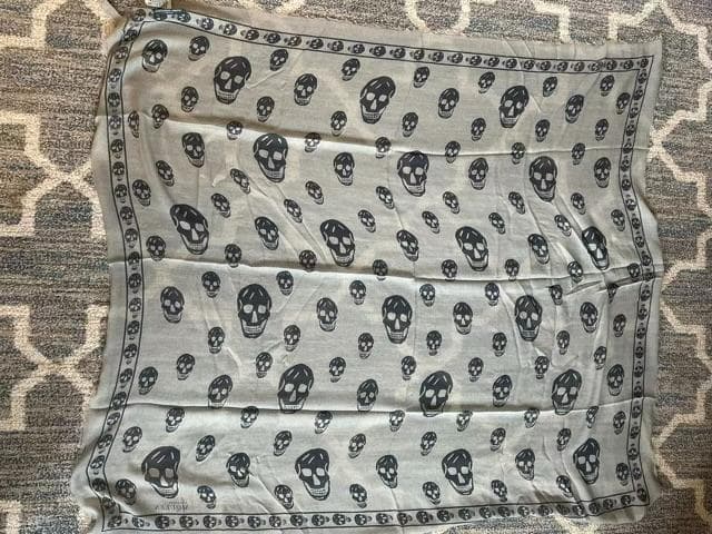 アレキサンダーマックイーン　Mens　ストール　骸骨　白洋舎クリーニング済み