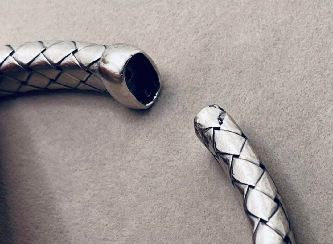 ボッテガヴェネタ　イントレチャート　バングル　シルバー　925