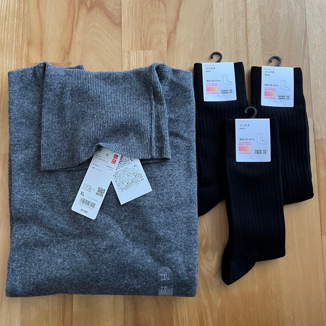 ユニクロ　カシミヤタートルネックセーター　グレー　ヒートテックソックス　セット