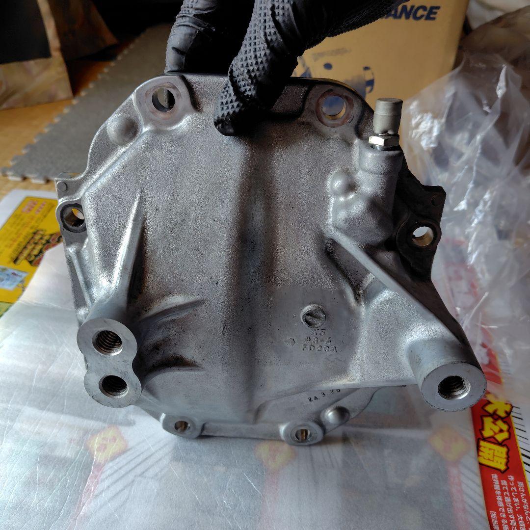 GR86zn8 純正LSD　純正デフカバー