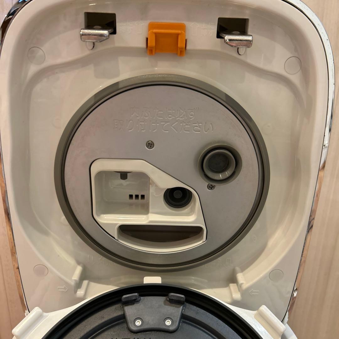 象印Zojirushi NW-JS10 炊飯器 ホワイト