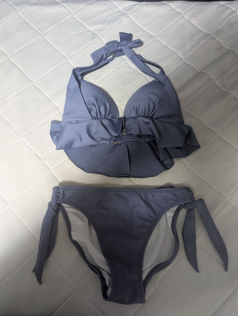 美品【San-ai Resort】ブルー ノンワイヤービキニ 7M