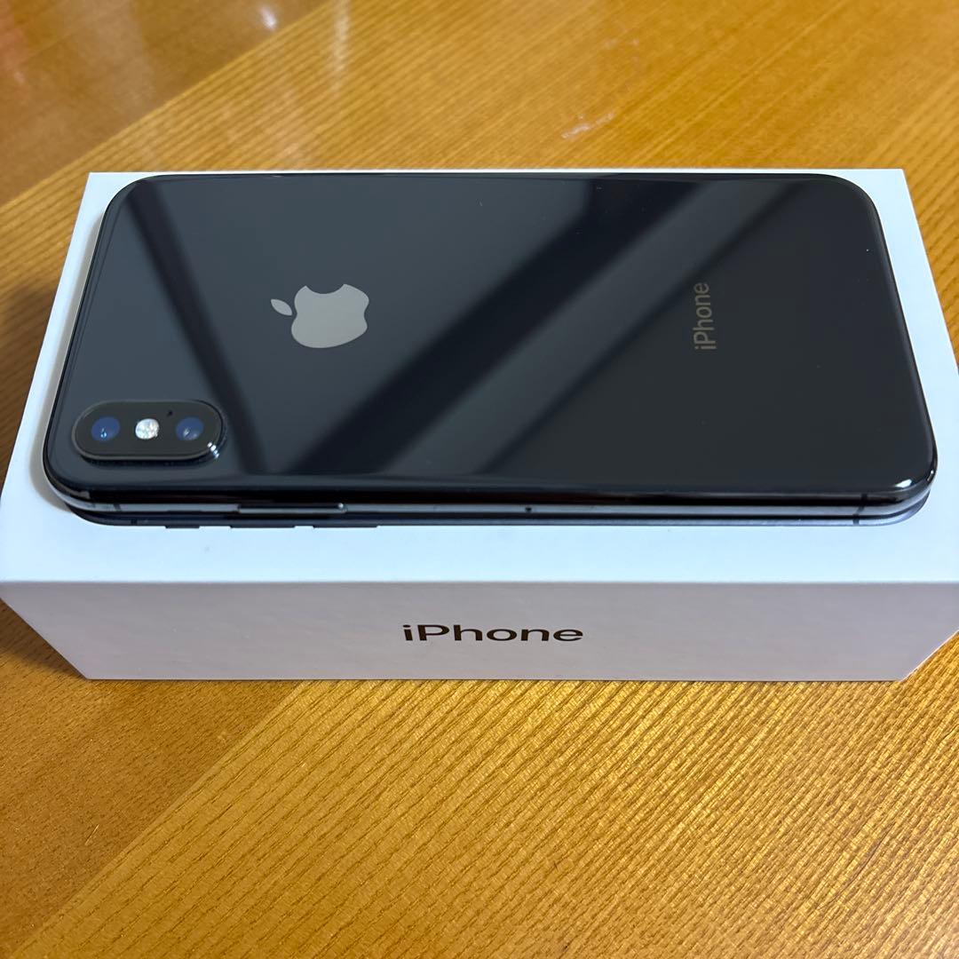 Apple iPhone X 64GB スペースグレイ