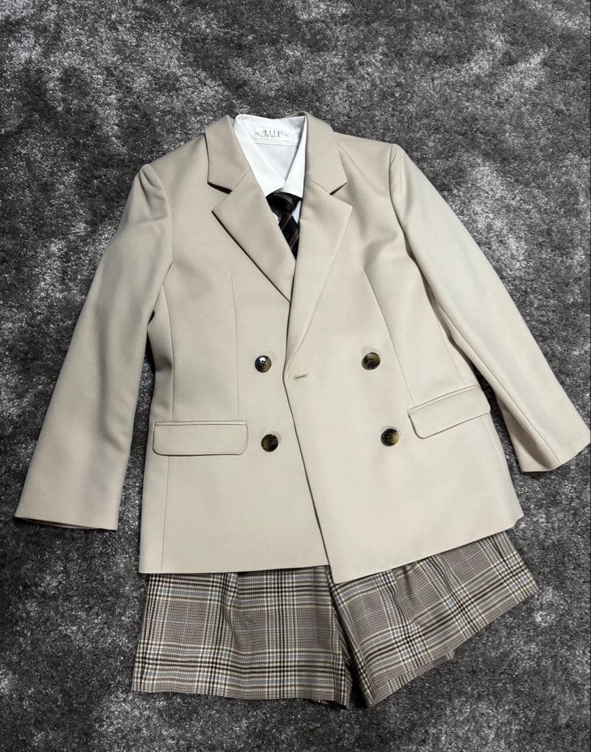 卒服　ELLE エルフォーマルセット　150