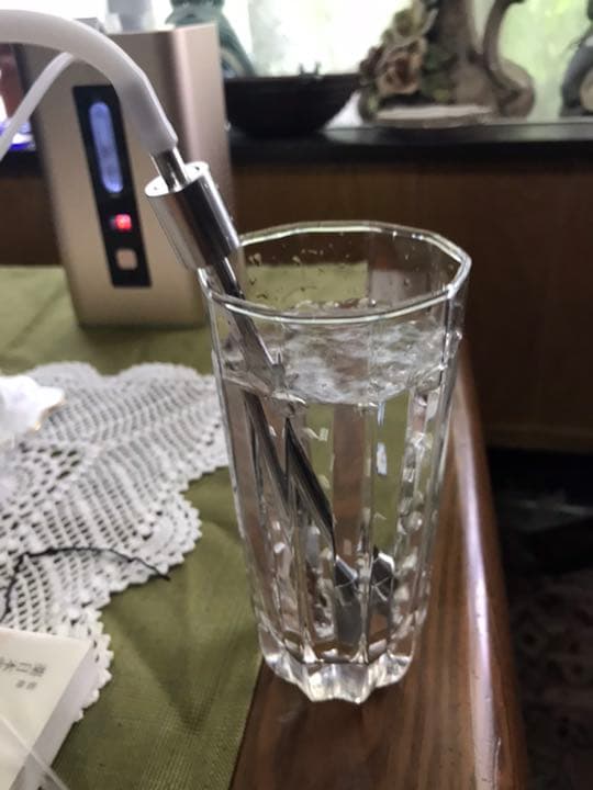 家庭用　水素吸入器（ポーチ・吸入チューブ・水素水生成用マドラー付き）