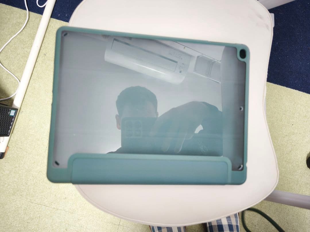 【美品】iPad 第6世代 128GB Wi-Fiモデル カバー付