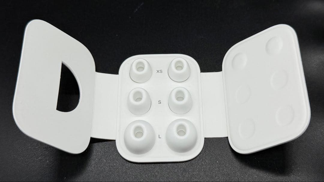 6*6様 【オマケ付き】 AirPods Pro 第2世代(A2700) 付属品